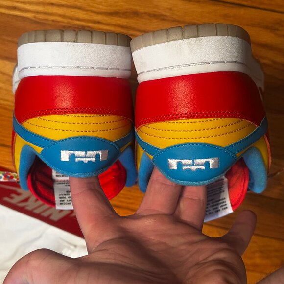 Nike Dunk Low Lebron James Fruity Pebbles - Picture 4 of 16